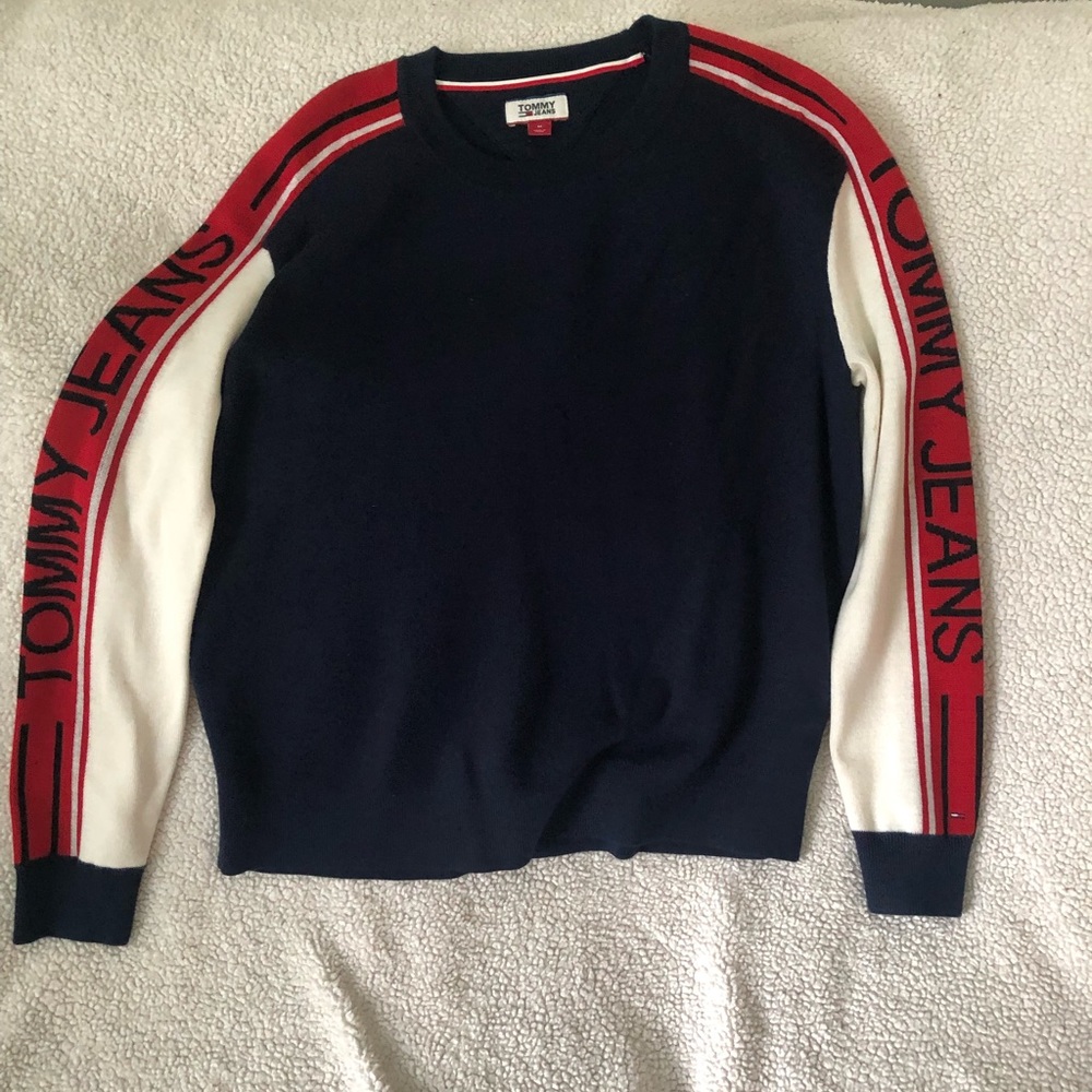 Tommy Hilfiger sweater navy blue gently worn